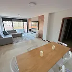 Luxury Espinho شقة